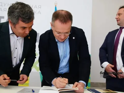 Өфөлә «Китап байрамы» йәрминкәһендә МХО геройҙарының иҫтәлеген мәңгеләштереү мәсьәләһе тикшерелде