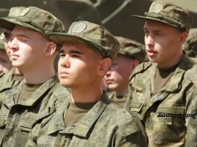 Башҡортостан Башлығы хәрби хеҙмәткә саҡырыу комиссиялары составында үҙгәрештәр тураһында указға ҡул ҡуйҙы