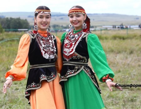 Башҡортостанда Милли кейем көнө уңайынан флешмоб иғлан ителде