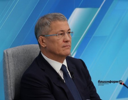 Радий Хәбиров МХО яугирының әсәһе йшәгән йортҡа газ үткәрергә ҡушты