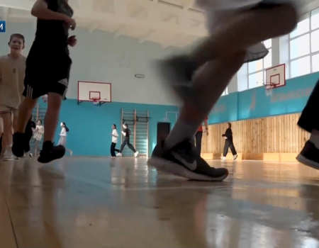 Башҡортостан Башлығы менән тура бәйләнеш мәктәпте төҙөкләндерергә ярҙам иткән