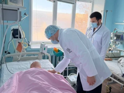 Юл фажиғәһендә имгәнгән йөклө ҡатын Өфөгә килтерелгән