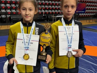 Республиканың йәш көрәшселәре Рәсәй беренселегендә өс миҙалға лайыҡ булды