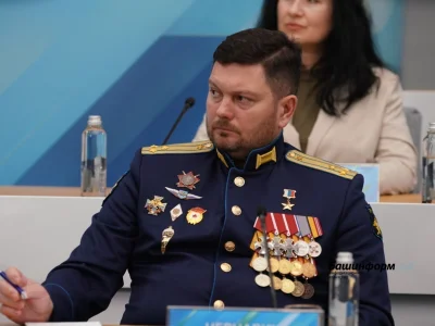 Өфөнән Рәсәй Геройы Денис Чернавин Дәүләт Думаһына һайлауҙа ҡатнаша