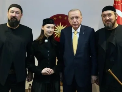 AY YOLA  төркөмө Төркиә телеканалында сығыш яһаны