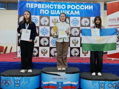 Республика шашкасылары Рәсәй беренселеген еңеү менән башлап ебәрҙе