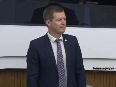 Радий Хәбиров Башҡортостан Профсоюздар федерацияһының яңы рәйесе менән таныштырҙы
