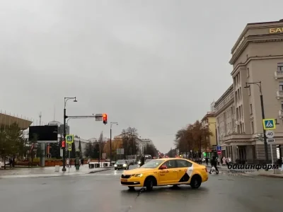 Башҡортостанда рөхсәтһеҙ эшләгән таксистарҙы тыйыу тураһында закон ҡабул ителде